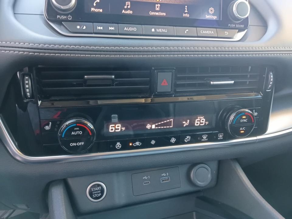 2022 Nissan Rogue SV