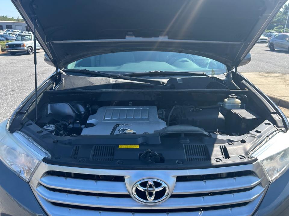 2013 Toyota Highlander Plus