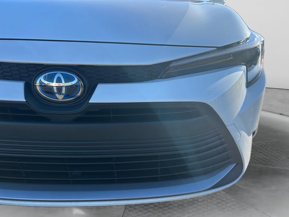 2025 Toyota Corolla Hybrid XLE