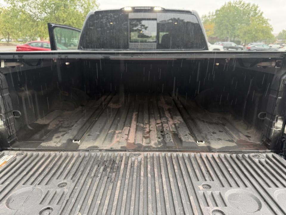 2020 Nissan TITAN SL