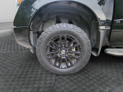 2020 Nissan TITAN SL