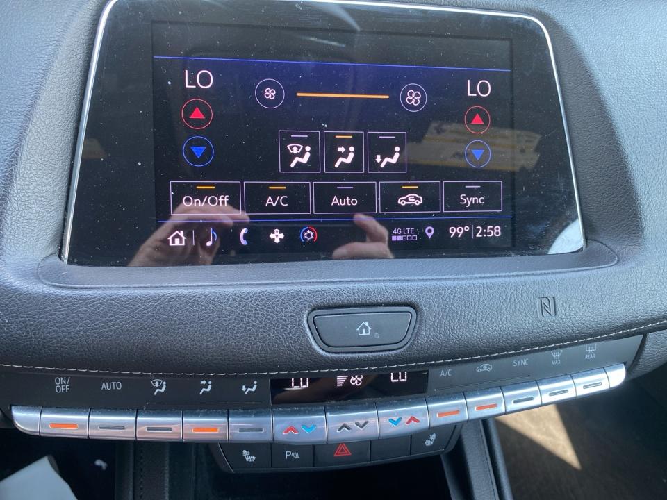 2019 Cadillac XT4 FWD Premium Luxury