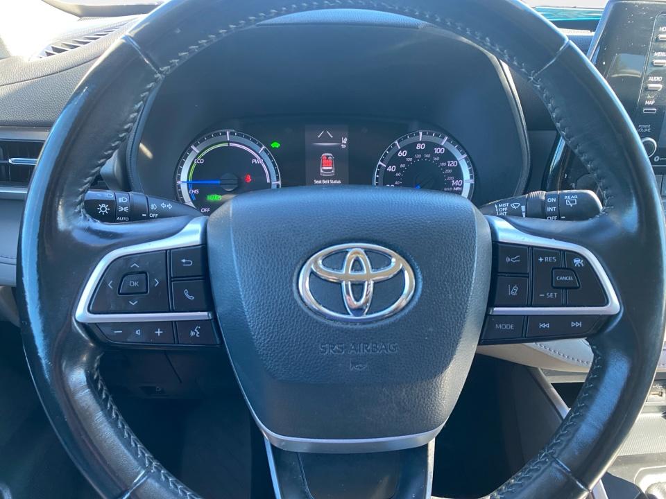 2022 Toyota Highlander Hybrid LE