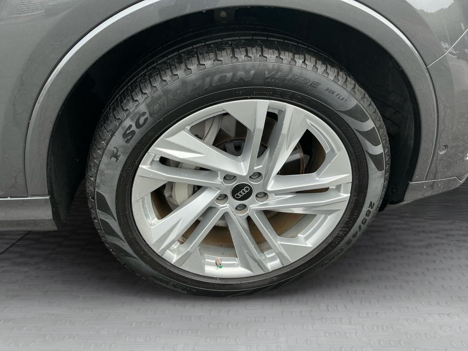 2023 Audi Q7 Premium Plus