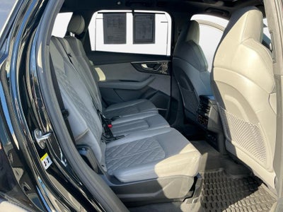 2023 Audi SQ7 Prestige