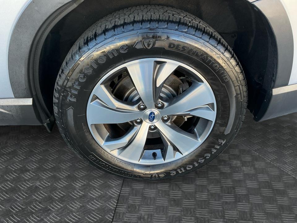 2023 Subaru Ascent Premium