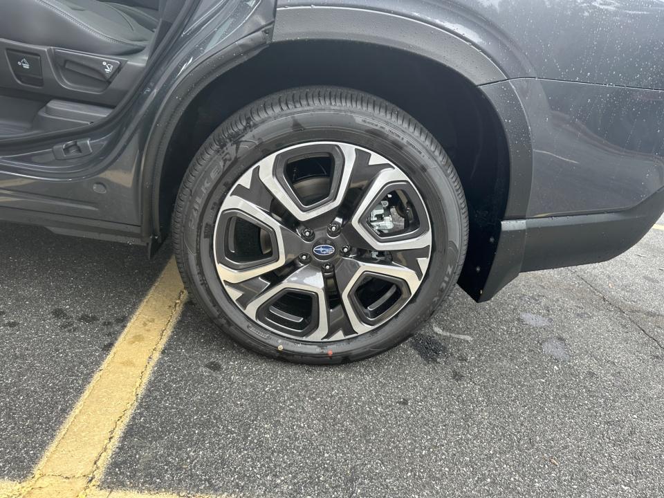 2027 Subaru Ascent Limited