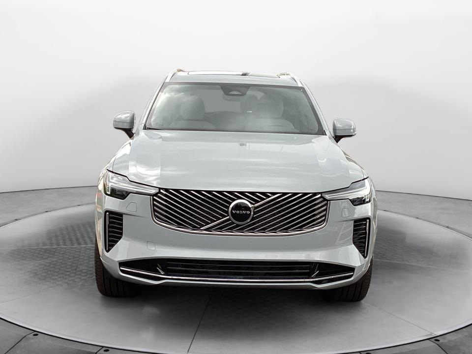 2026 Volvo XC90 Core