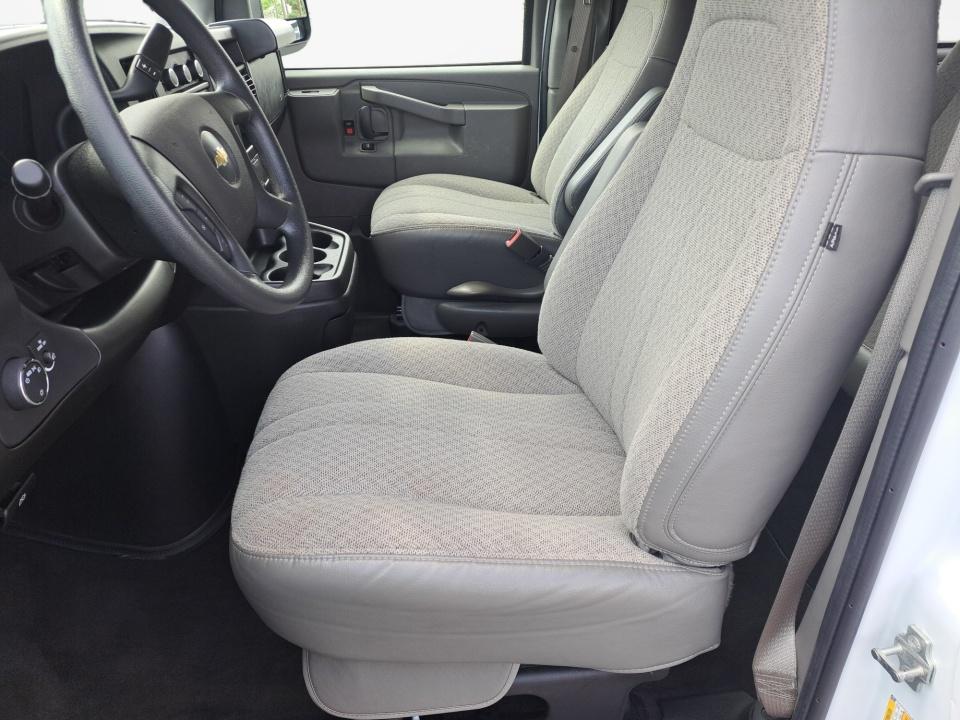 2024 Chevrolet Express Passenger RWD 3500 Extended Wheelbase LT
