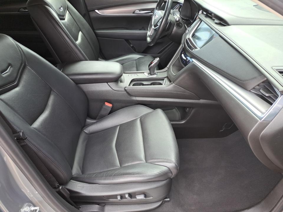 2018 Cadillac XT5 Premium Luxury AWD