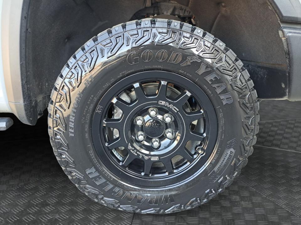 2024 GMC Sierra 1500 AT4X