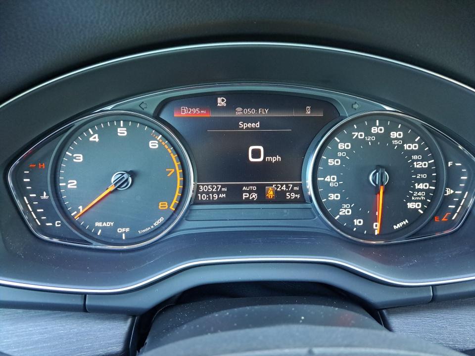 2022 Audi Q5 S line Premium