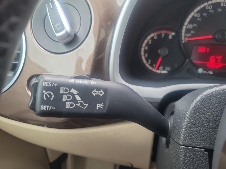 2013 Volkswagen Beetle Convertible 2.5L