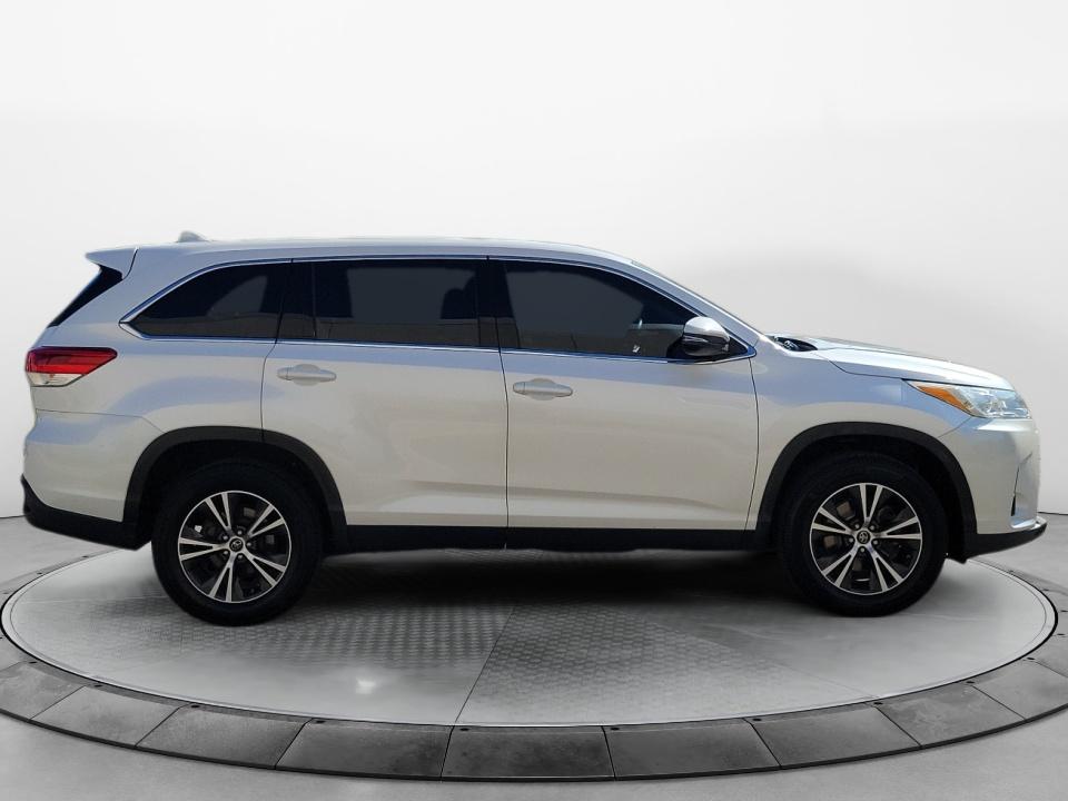2019 Toyota Highlander LE Plus
