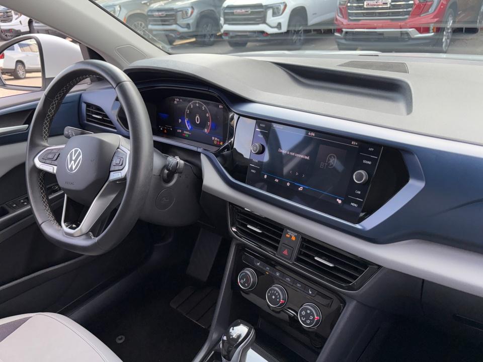 2023 Volkswagen Taos SE