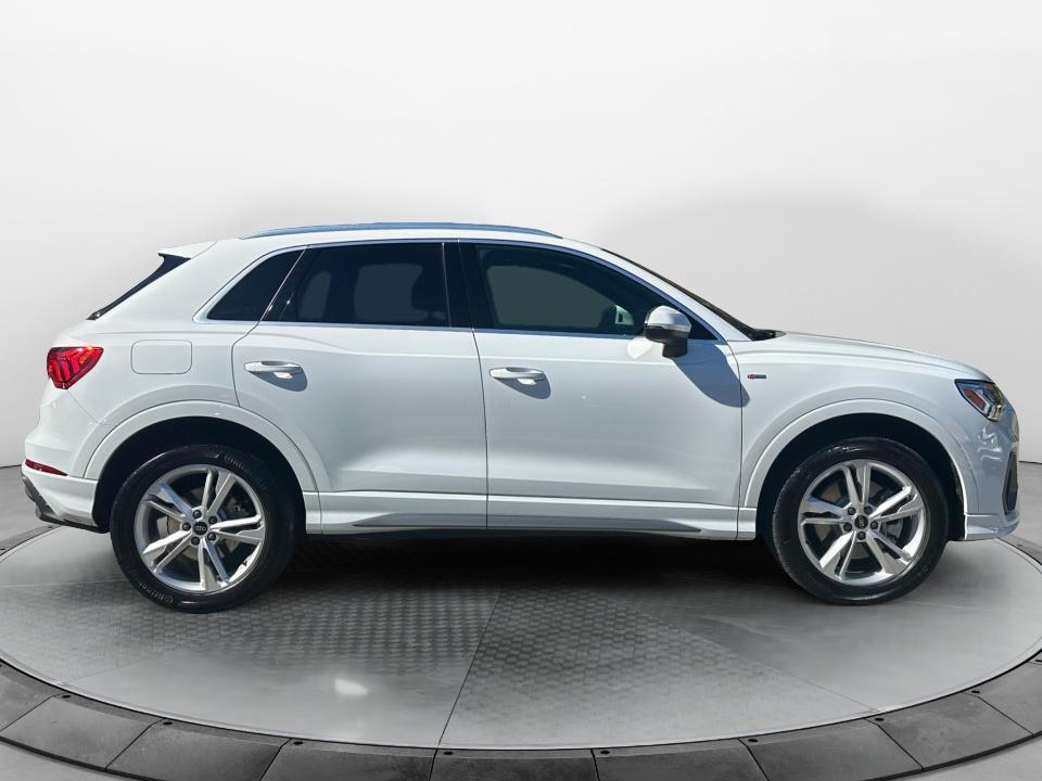 2024 Audi Q3 S line Premium Plus