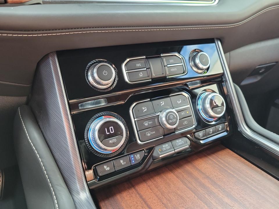 2023 GMC Yukon XL Denali Ultimate