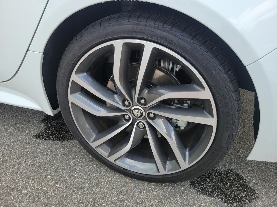 2024 Jaguar XF R-Dynamic SE