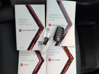 2024 Toyota Highlander Hybrid Hybrid Platinum
