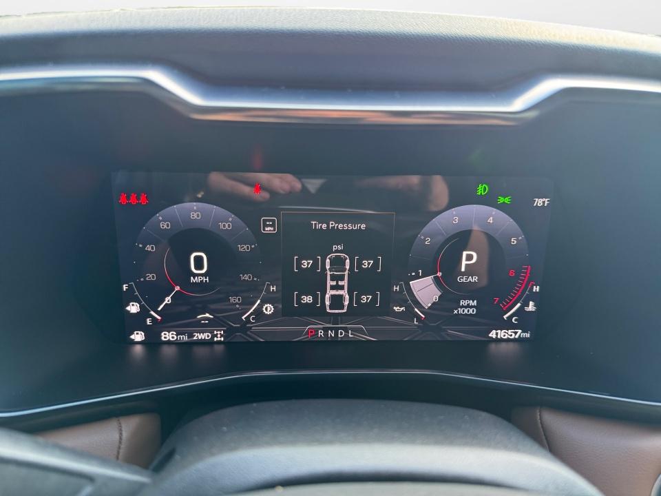 2024 GMC Canyon 4WD AT4