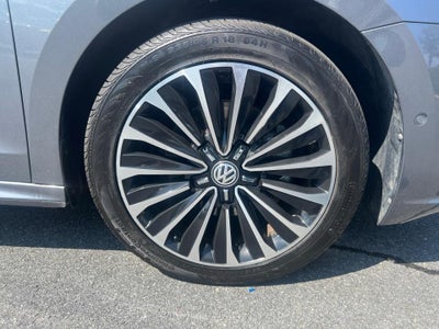 2022 Volkswagen Passat 2.0T Limited Edition