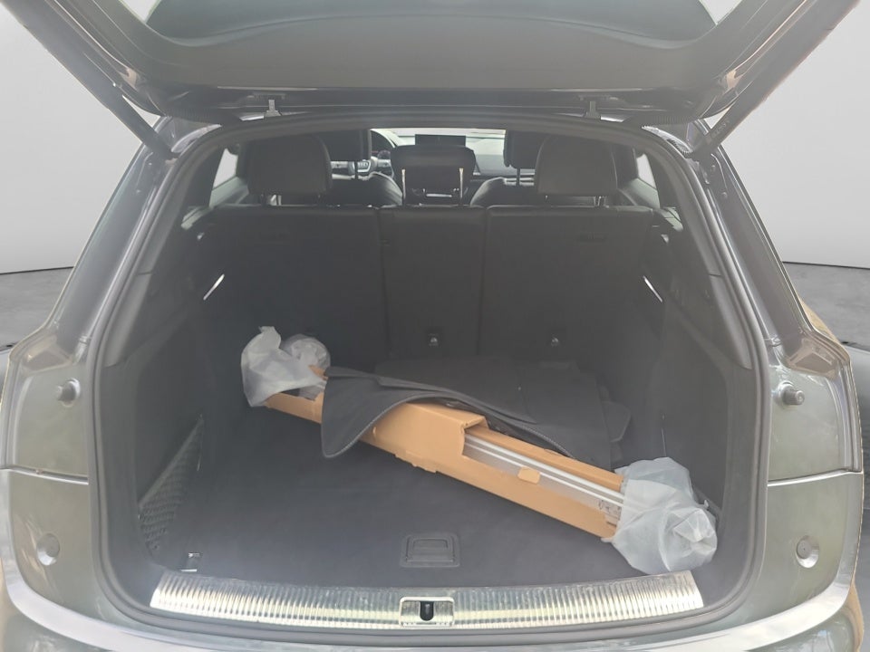 2023 Audi SQ5 Premium Plus